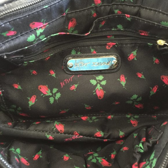 BETSEY JOHNSON QUILTED PURSE - Picture 6 of 6